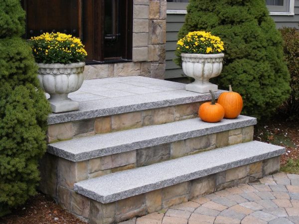 Vermont Woodbury Grey Granite